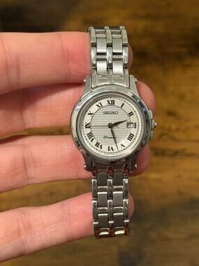 Seiko Premier Women’s Quartz Watch 7N82-0CG0 Silver Tone Roman Dial Date